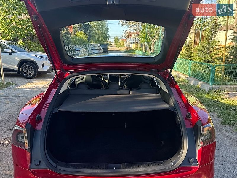 Лифтбек Tesla Model S 2013 в Одессе