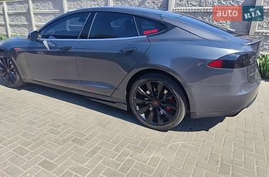 Лифтбек Tesla Model S 2014 в Черкассах