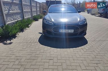 Лифтбек Tesla Model S 2014 в Черкассах
