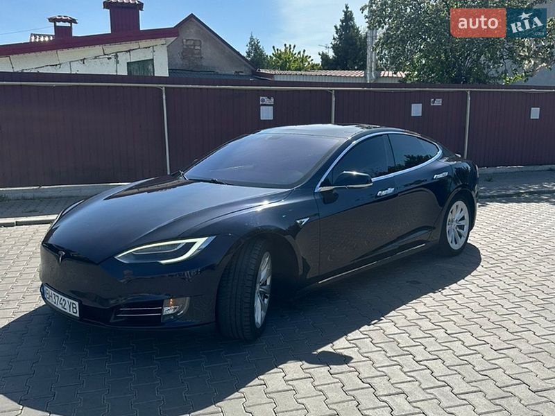 Лифтбек Tesla Model S 2013 в Одессе