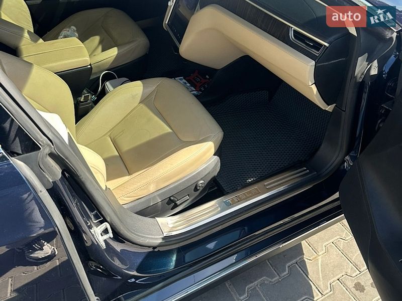Лифтбек Tesla Model S 2013 в Одессе