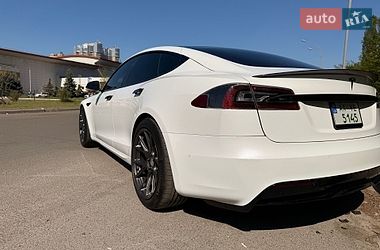 Лифтбек Tesla Model S 2021 в Киеве