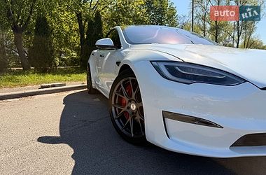 Лифтбек Tesla Model S 2021 в Киеве