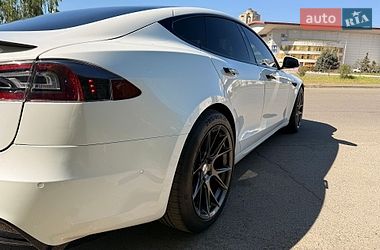 Лифтбек Tesla Model S 2021 в Киеве