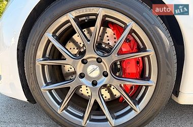 Лифтбек Tesla Model S 2021 в Киеве фото 10 Лифтбек Tesla Model S 2021 в Киеве