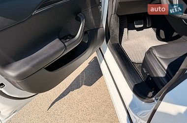 Лифтбек Tesla Model S 2021 в Киеве