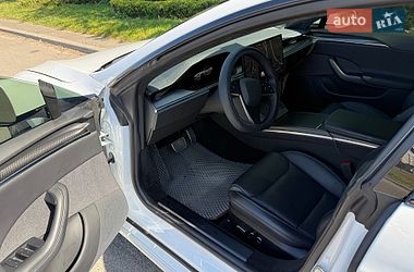 Лифтбек Tesla Model S 2021 в Киеве фото 15 Лифтбек Tesla Model S 2021 в Киеве