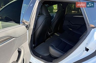 Лифтбек Tesla Model S 2021 в Киеве