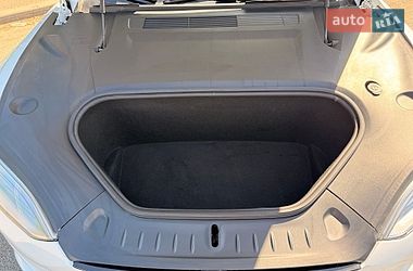 Лифтбек Tesla Model S 2021 в Киеве