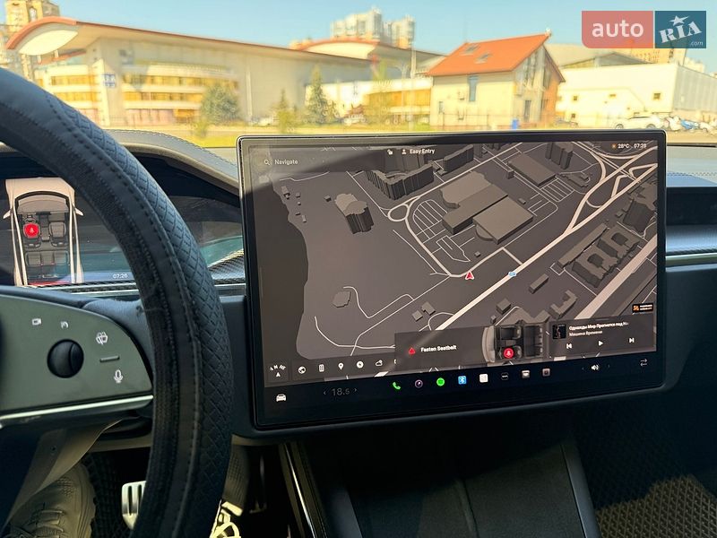 Лифтбек Tesla Model S 2021 в Киеве