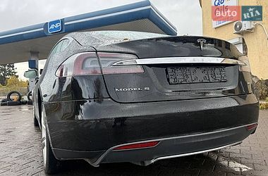Лифтбек Tesla Model S 2013 в Кременчуге