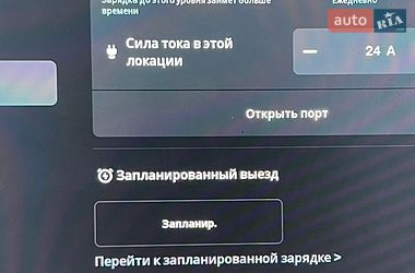 Лифтбек Tesla Model S 2018 в Черновцах