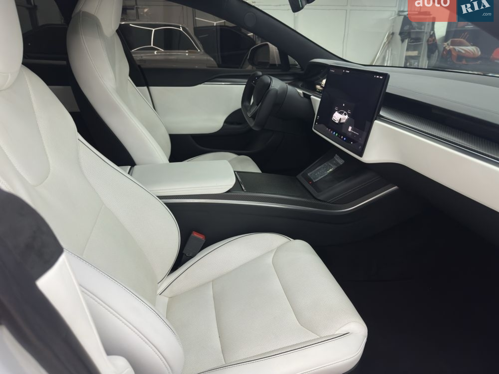 2022 Tesla Model S - мініатюра 5