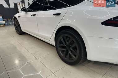 Лифтбек Tesla Model S 2022 в Днепре