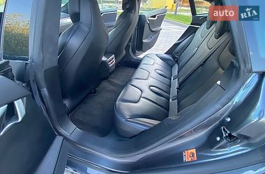 Лифтбек Tesla Model S 2017 в Киеве