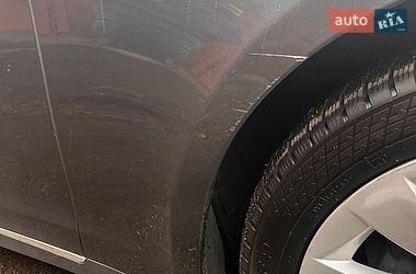 Лифтбек Tesla Model S 2017 в Киеве