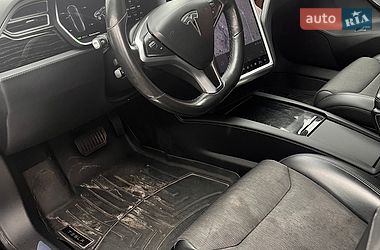 Лифтбек Tesla Model S 2017 в Киеве