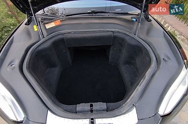 Лифтбек Tesla Model S 2013 в Львове