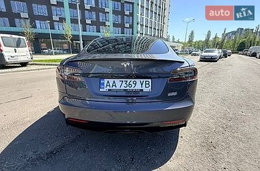 Ліфтбек Tesla Model S 2021 в Києві