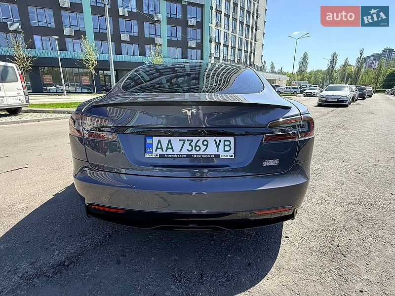 Ліфтбек Tesla Model S 2021 в Києві