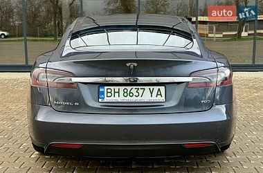 Лифтбек Tesla Model S 2015 в Одессе