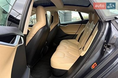 Лифтбек Tesla Model S 2015 в Одессе