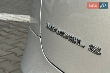 Лифтбек Tesla Model S 2014 в Ровно