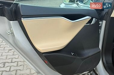 Лифтбек Tesla Model S 2014 в Ровно
