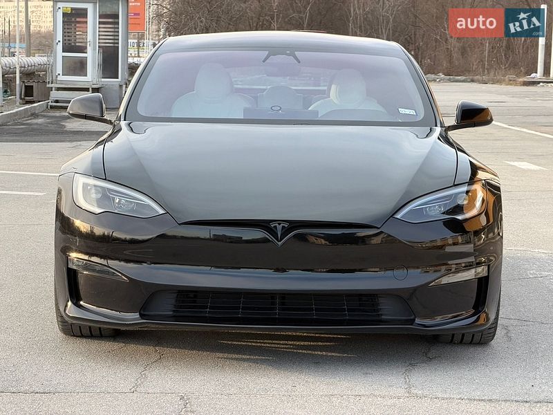 Лифтбек Tesla Model S 2024 в Запорожье