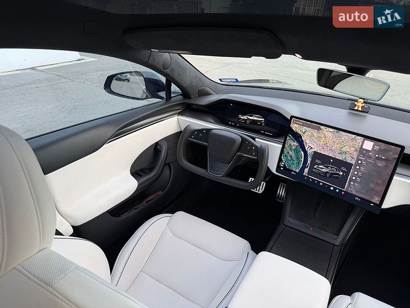 Лифтбек Tesla Model S 2024 в Запорожье