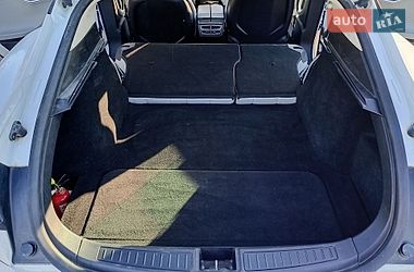 Ліфтбек Tesla Model S 2013 в Сарнах