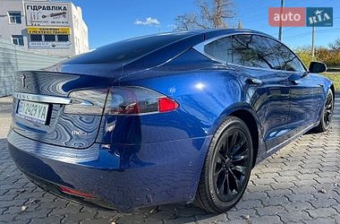 Лифтбек Tesla Model S 2017 в Кременчуге