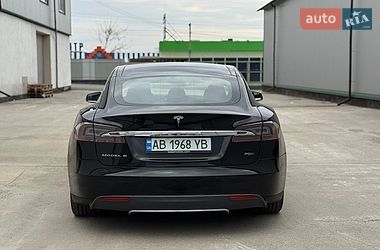 Ліфтбек Tesla Model S 2015 в Вінниці