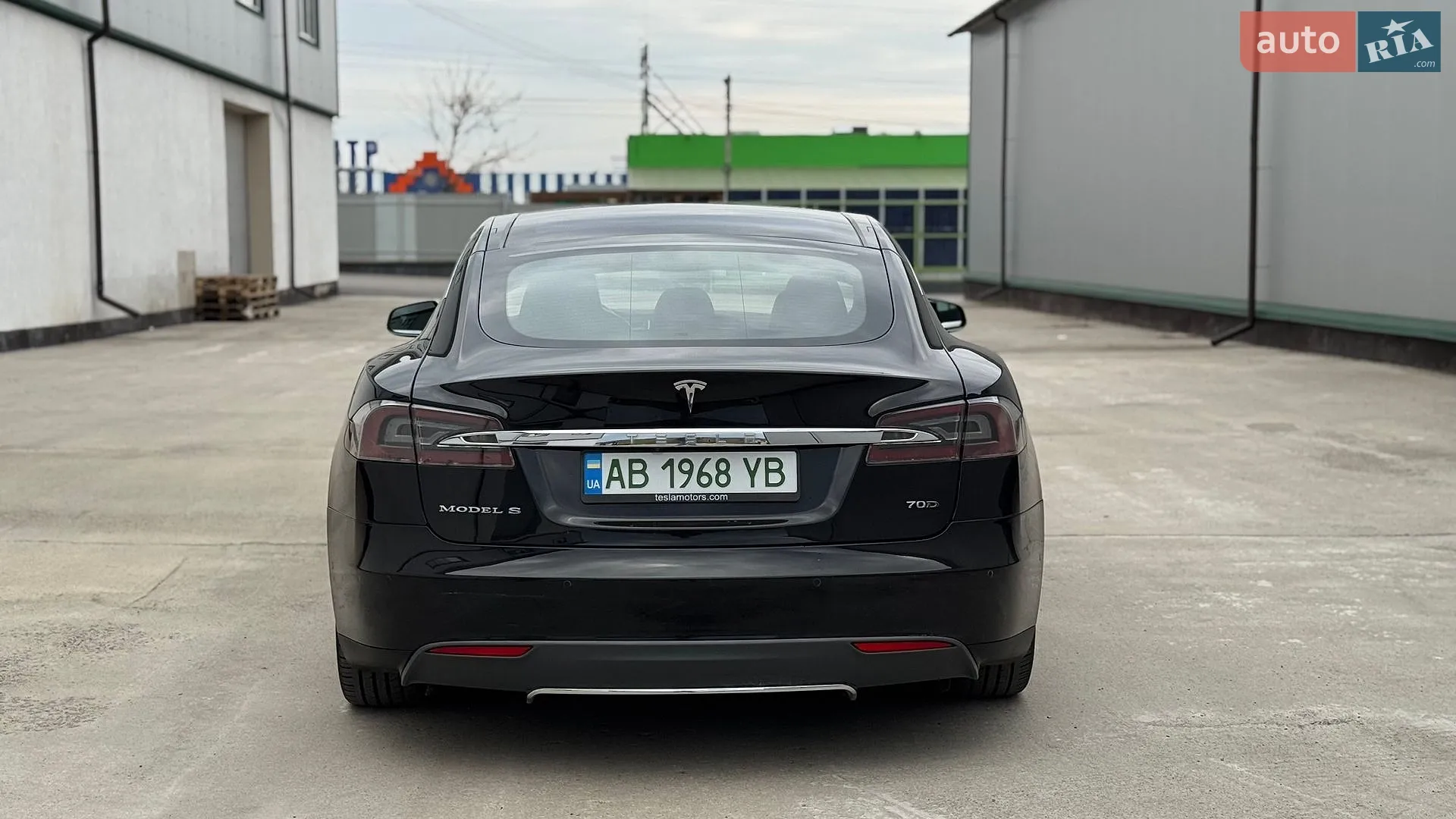2015 Tesla Model S - мініатюра 3