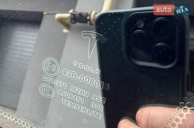 Ліфтбек Tesla Model S 2014 в Черкасах