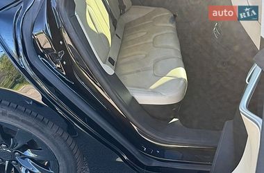 Ліфтбек Tesla Model S 2017 в Дніпрі