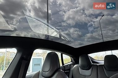 Лифтбек Tesla Model S 2017 в Кривом Роге