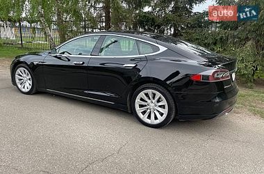 Ліфтбек Tesla Model S 2014 в Києві
