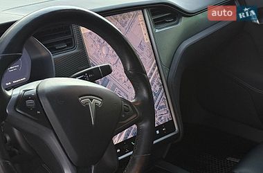 Лифтбек Tesla Model S 2018 в Киеве