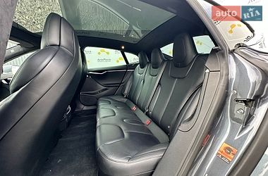 Ліфтбек Tesla Model S 2017 в Луцьку