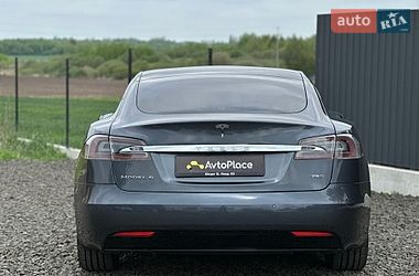 Ліфтбек Tesla Model S 2017 в Луцьку