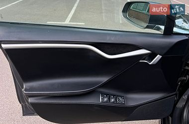 Лифтбек Tesla Model S 2018 в Киеве