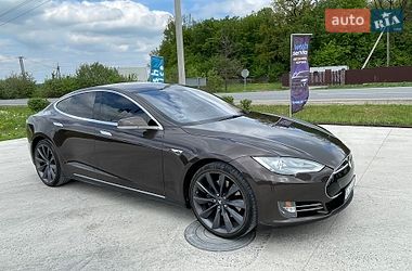 Ліфтбек Tesla Model S 2013 в Чорткові