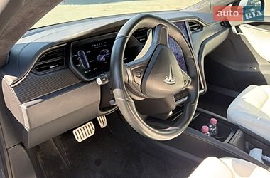 Лифтбек Tesla Model S 2020 в Киеве