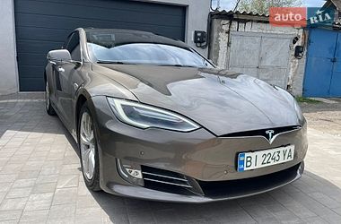 Лифтбек Tesla Model S 2016 в Полтаве фото 2 Лифтбек Tesla Model S 2016 в Полтаве