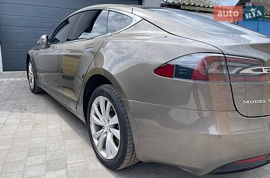 Лифтбек Tesla Model S 2016 в Полтаве фото 26 Лифтбек Tesla Model S 2016 в Полтаве