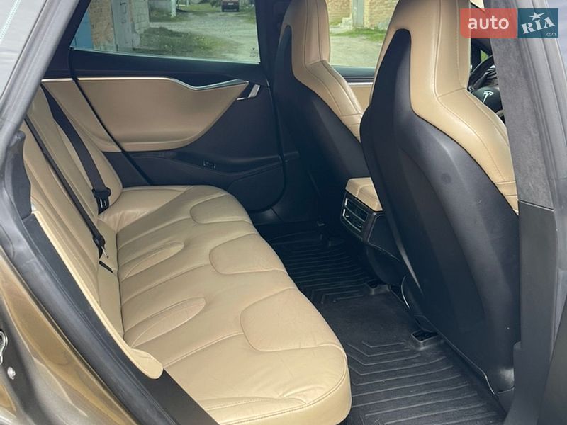 Лифтбек Tesla Model S 2016 в Полтаве фото 55 Лифтбек Tesla Model S 2016 в Полтаве