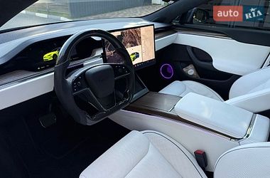 Лифтбек Tesla Model S 2021 в Киеве