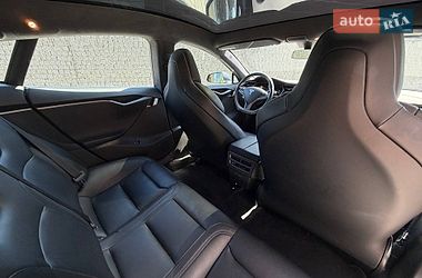 Лифтбек Tesla Model S 2019 в Луцке