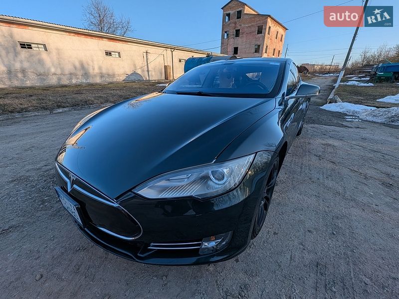 Лифтбек Tesla Model S 2013 в Тернополе фото 11 Лифтбек Tesla Model S 2013 в Тернополе